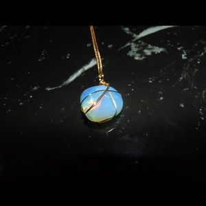 Handmade Healing Crystal Necklace - Opalite